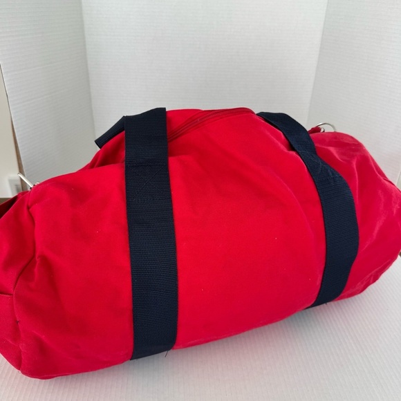 Tommy Hilfiger preppy Red and Navy Duffel Bag Sporty Design - Picture 3 of 7